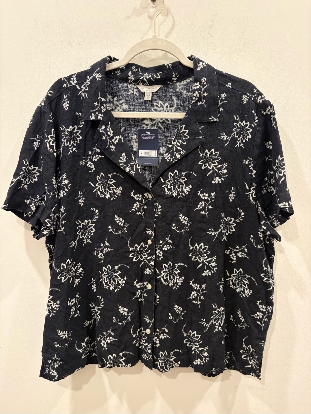 Lucky Brand Linen Black white floral Short-Sleeve Button-Up Shirt org $109 NWT